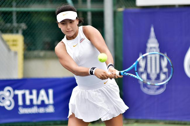 的中场搭档 的中场搭档